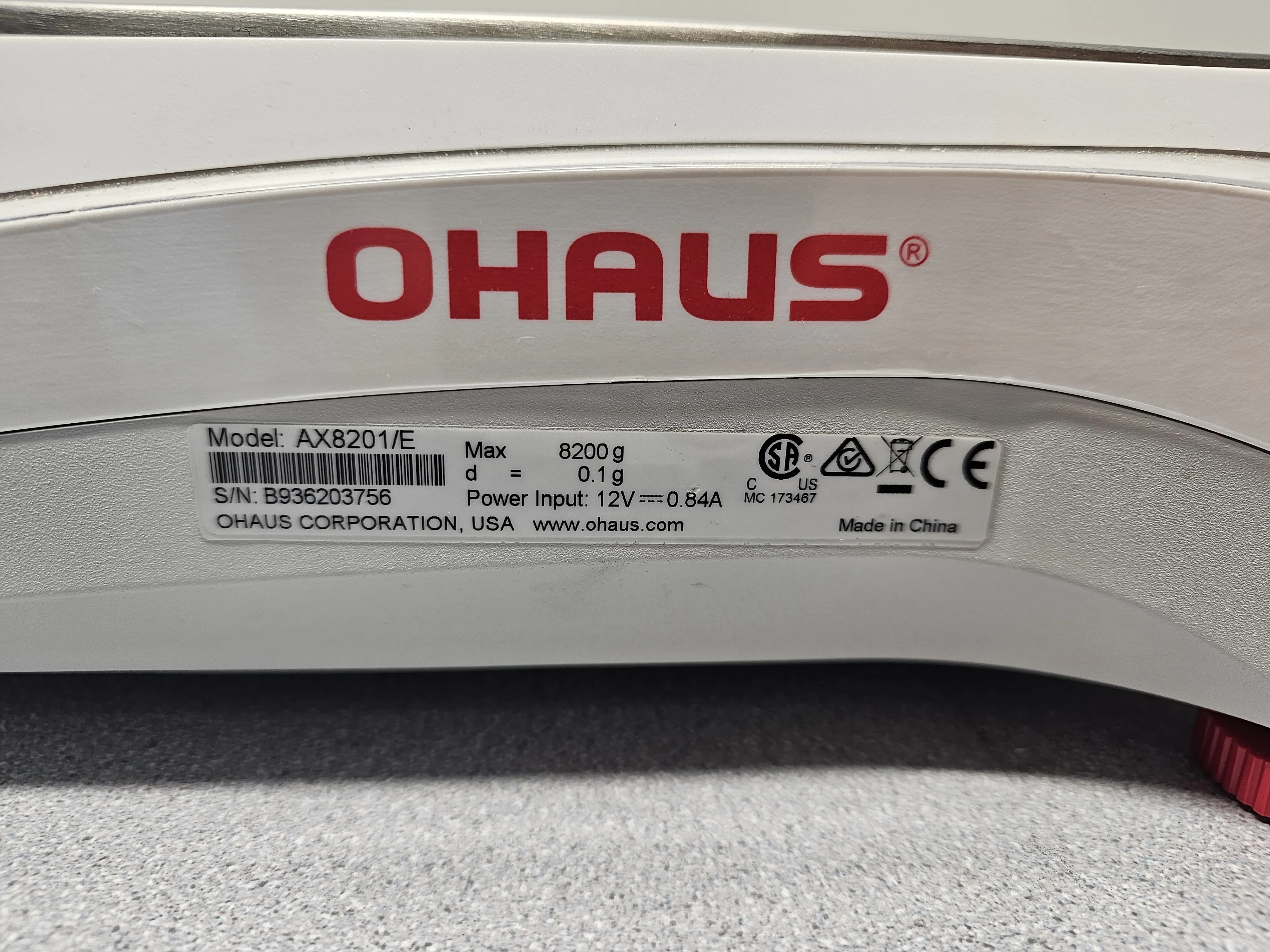 Ohaus AX8201/E Precision Balance