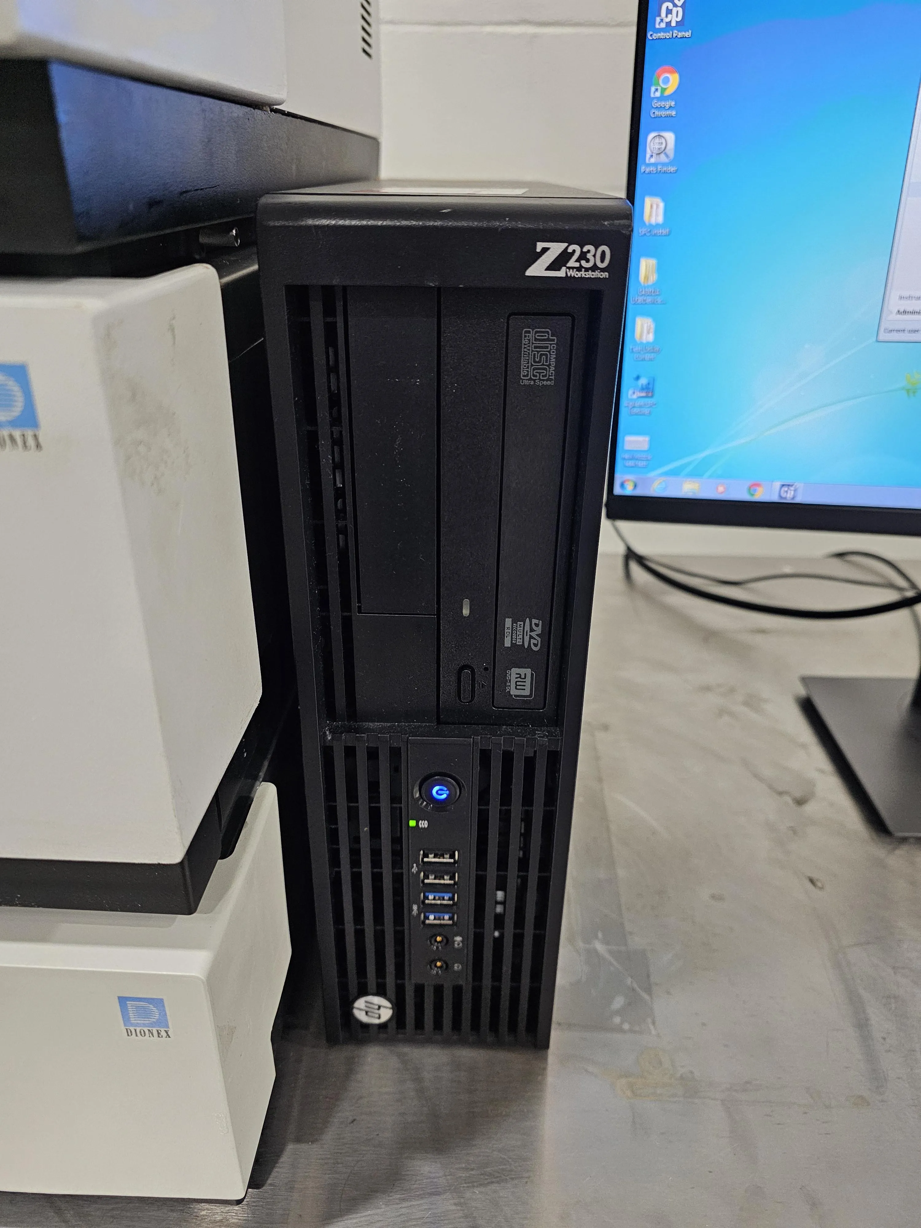 Thermo Scientific Dionex UltiMate 3000 HPLC System Moderna Stack