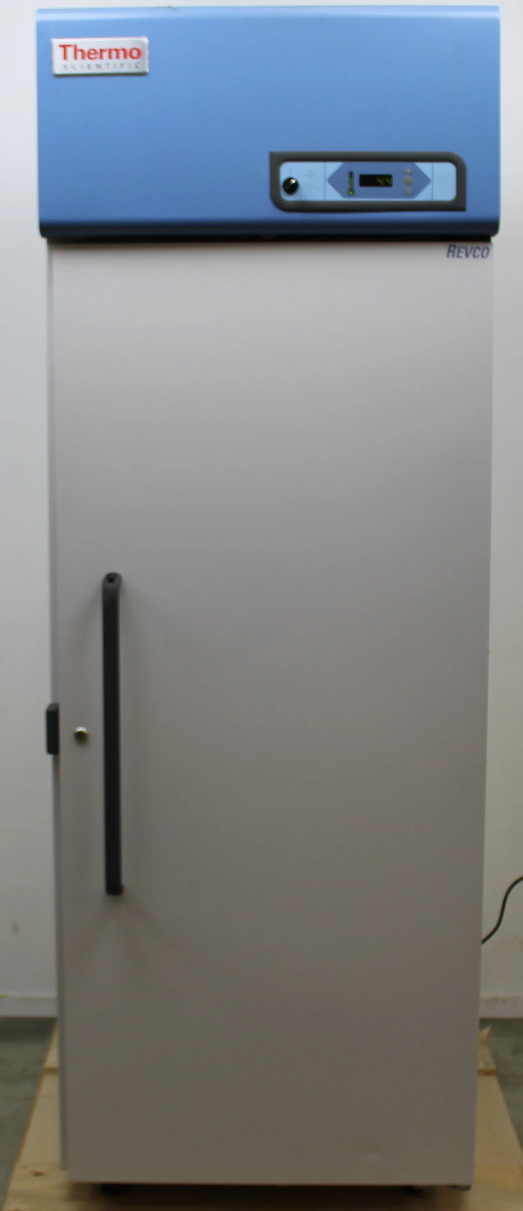 Thermo Fisher Scientific Revco Refrigerator