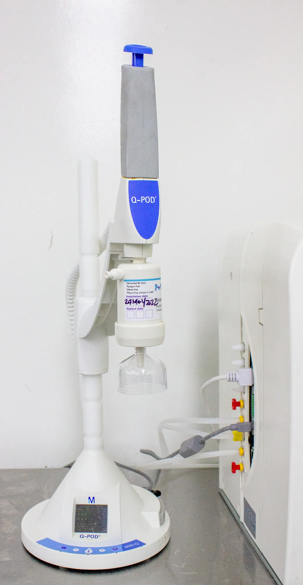 Millipore Milli-Q Advantage A10 Water Purification System