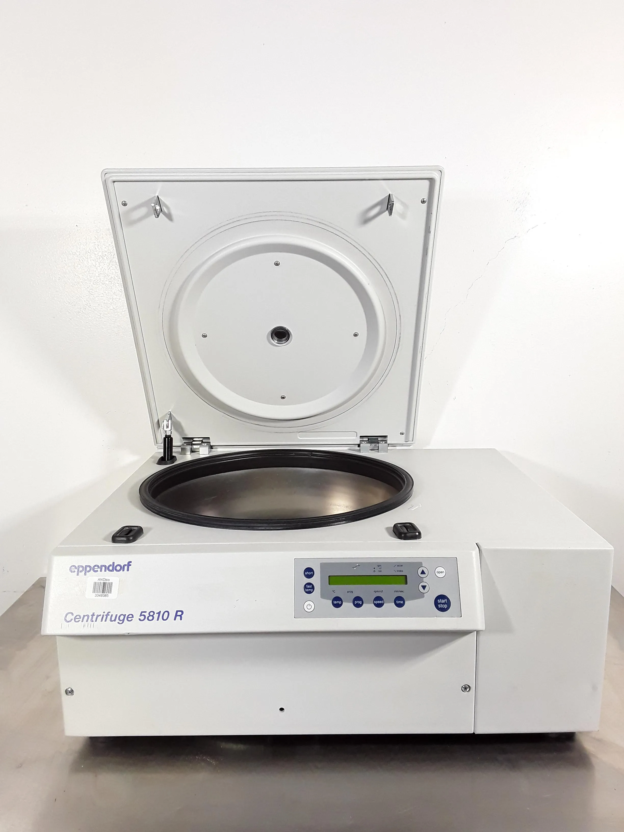 Eppendorf 5810 R Refrigerated Centrifuge - Benchtop Centrifuge