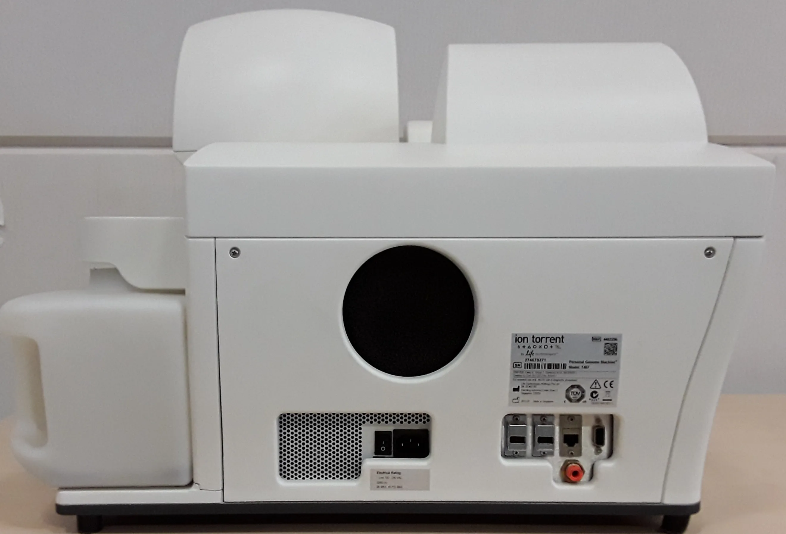 Ion Torrent Personal Genome Machine Model 7467 DNA Sequencer