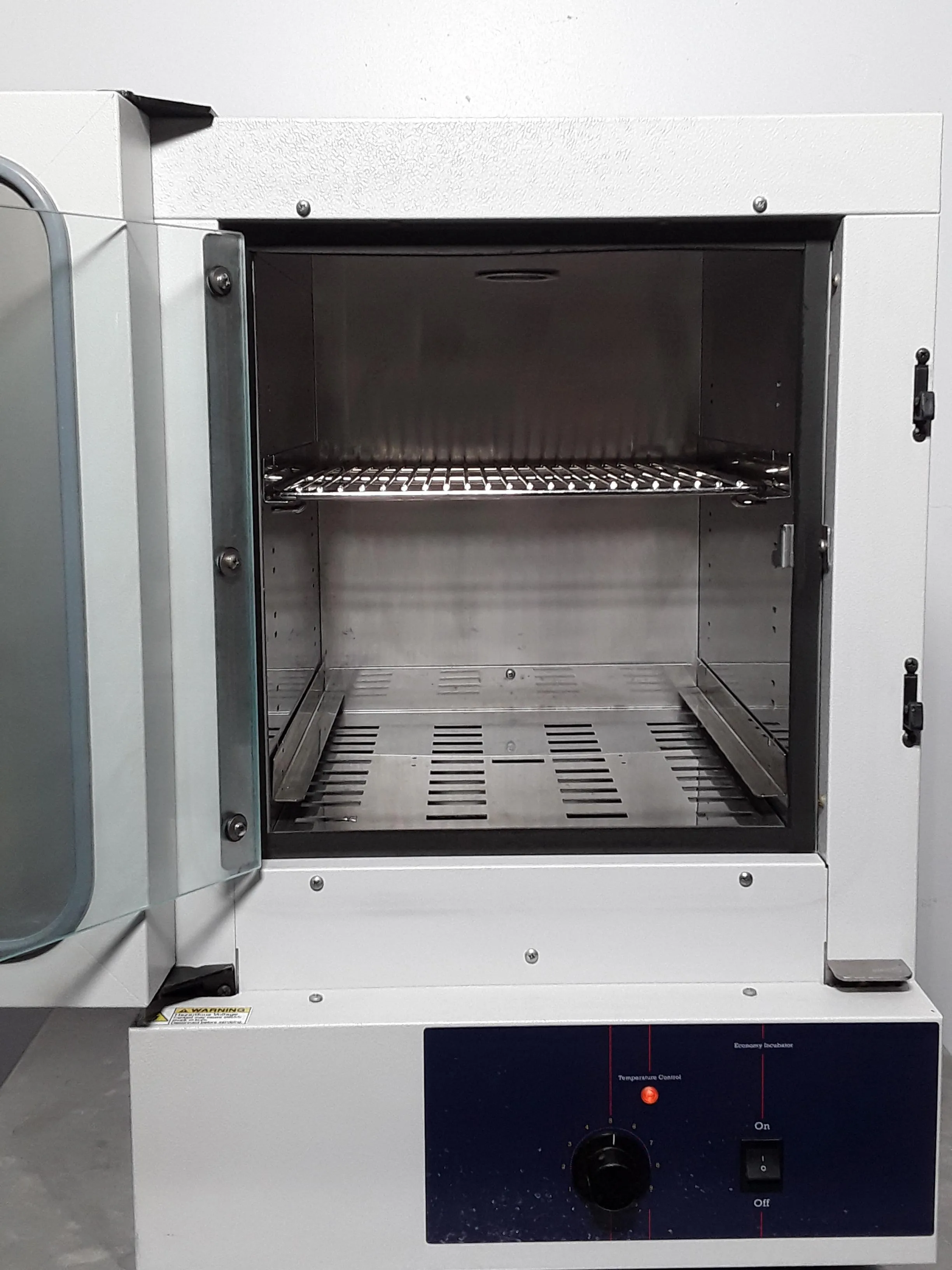 Precision 51221085 Gravity-Convection Incubator 1.4 cu ft 115 VAC