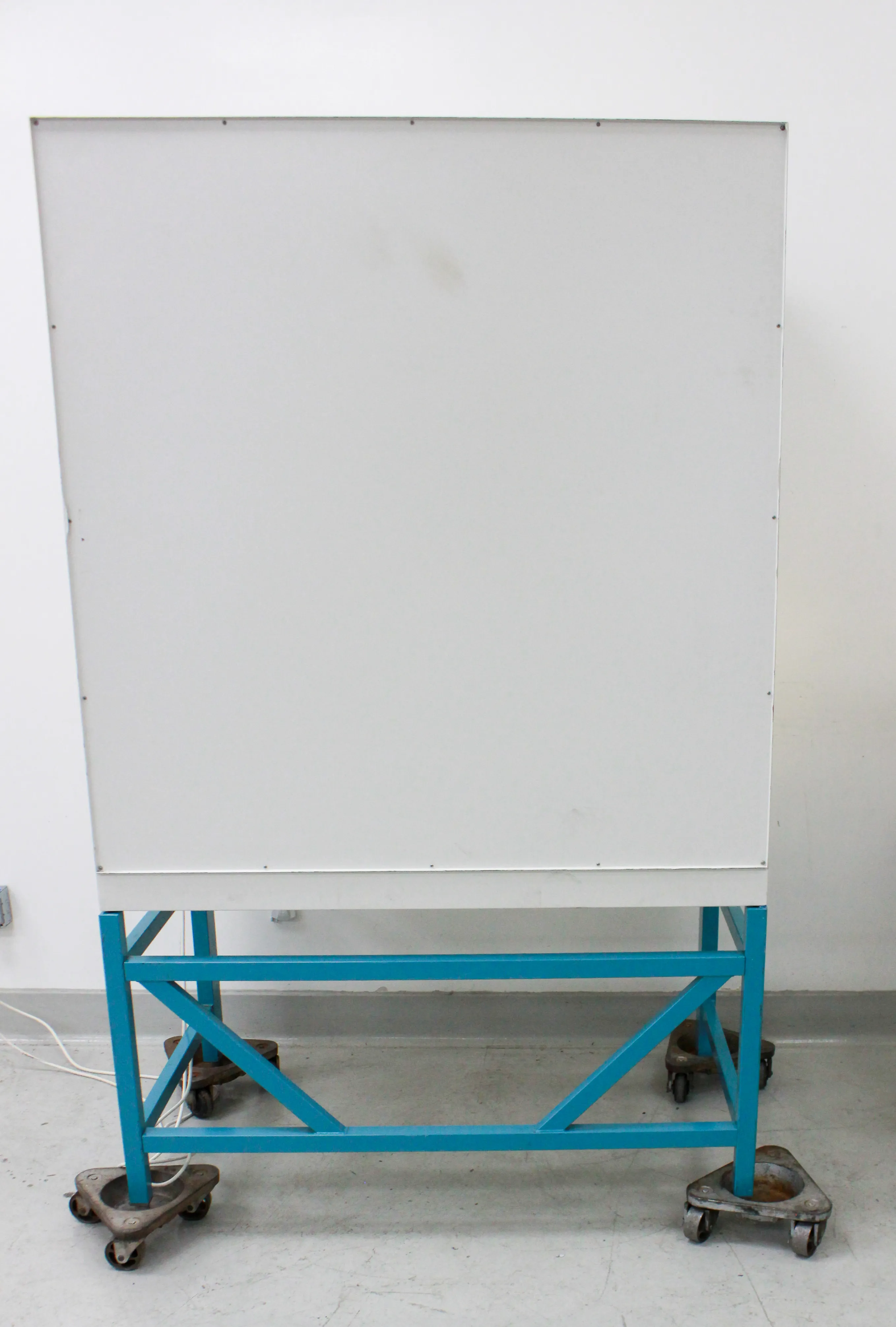 Kendro HeraSafe HS12 Class II (Type A2) Biological Safety Cabinet 4ft with 30-Day Warranty