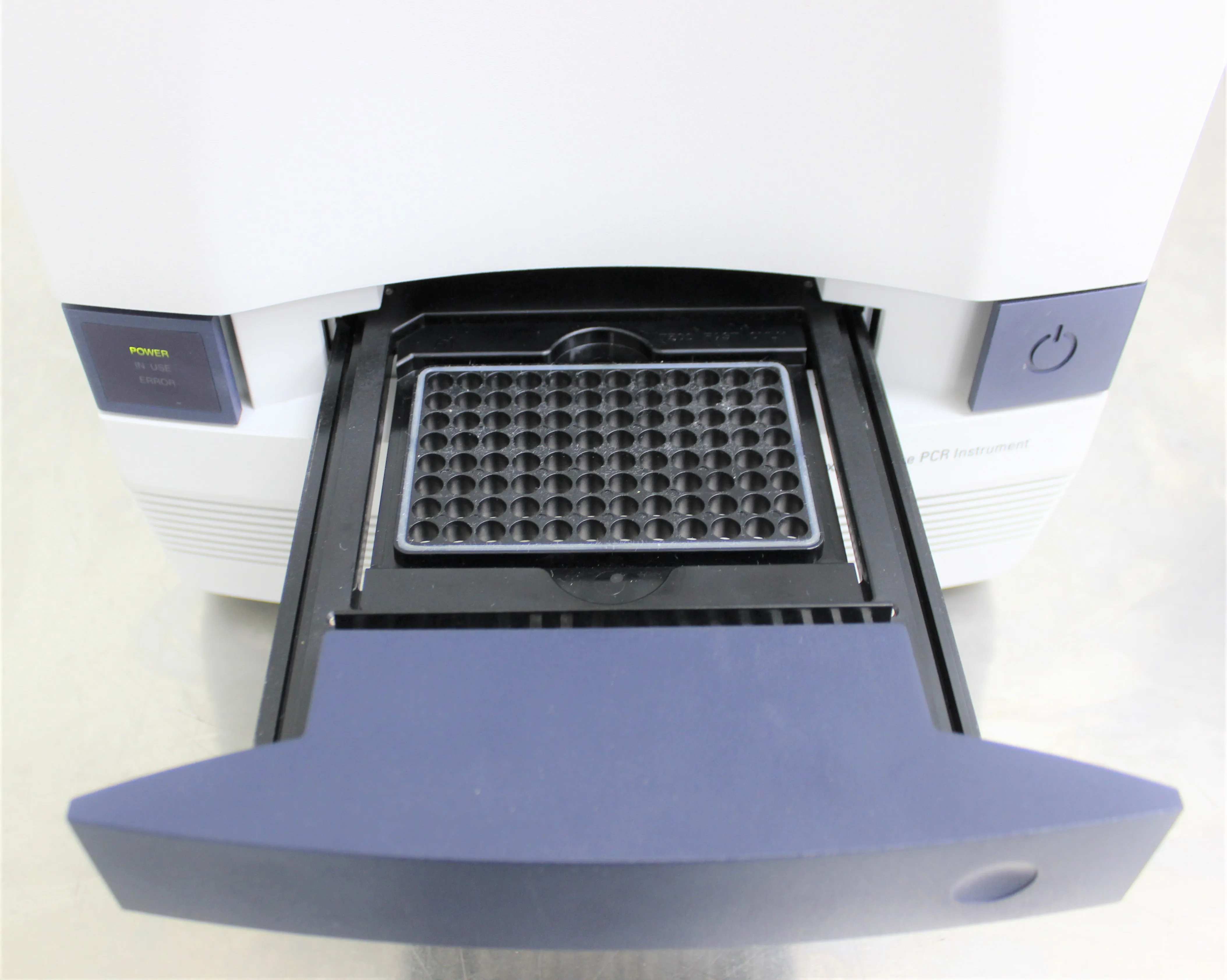 Applied Biosystems 7500 Fast Dx Real-Time PCR Instrument with SDS Software