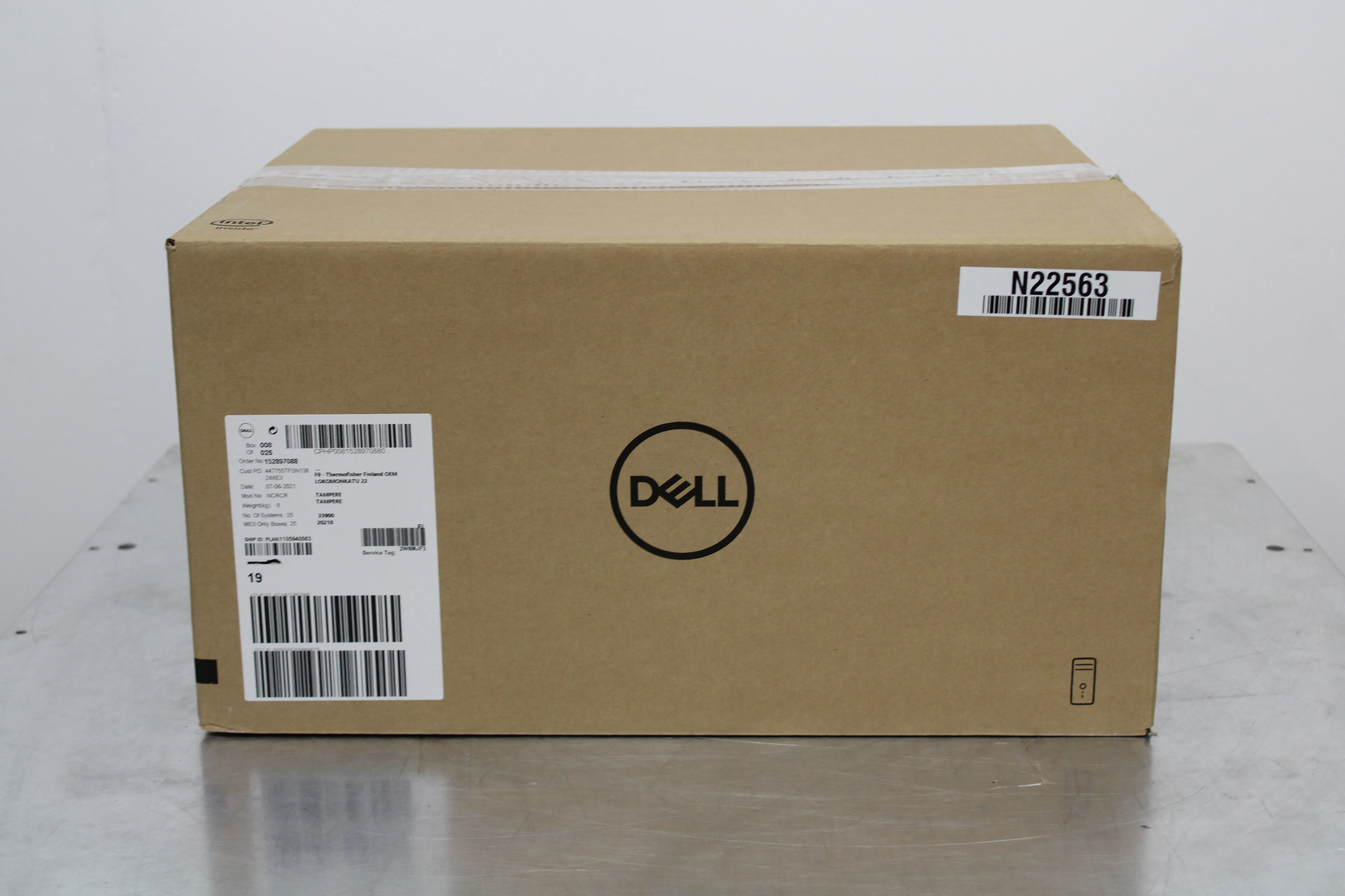 Dell OptiPlex XE3 - SFF Core i5 8500 3 GHz RAM 8 GB HDD 500 GB DVD-Writer UHD Graphics 630 GigE Win 10 Pro 64-bit