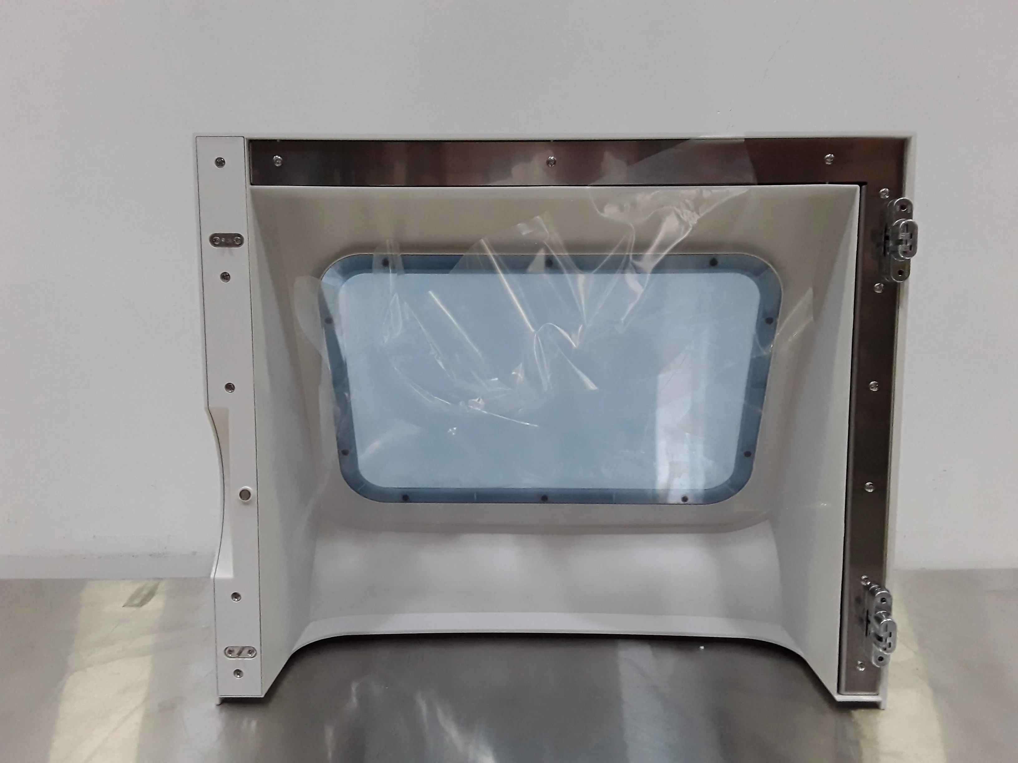 Applied Biosystems Genetic Analyzer 3500xL Dx Front Panel