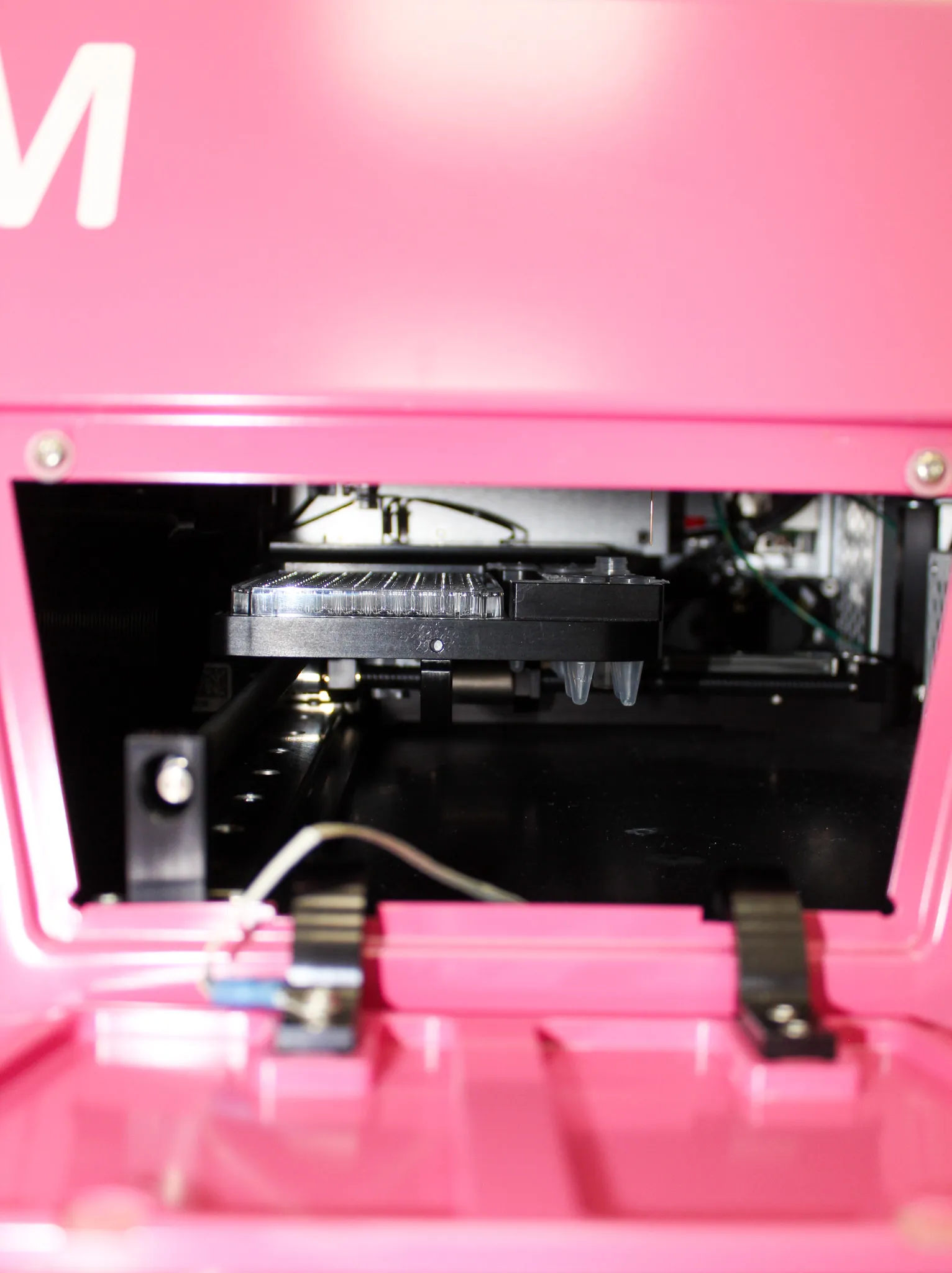 EMD Millipore Guava EasyCyte 8HT Flow Cytometer
