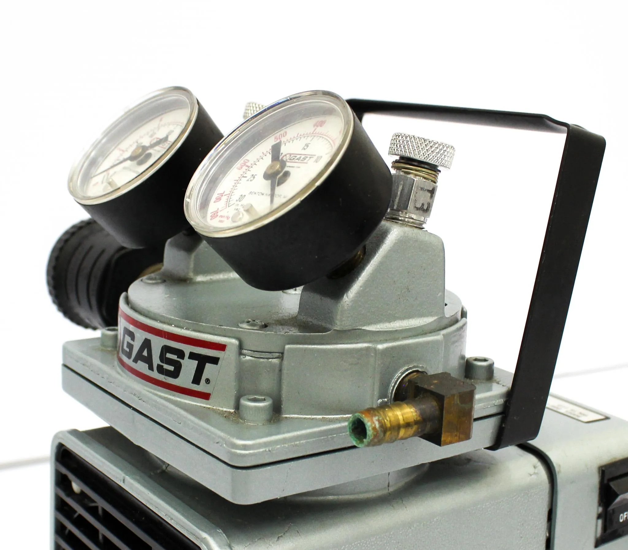 Gast Oil-less Vacuum Pump D0A-P104-AA Laboratory Equipment