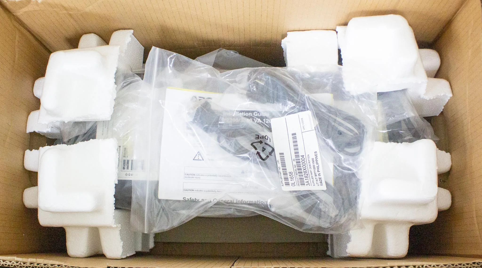 APC Smart-UPS 1500VA UPS Battery Backup