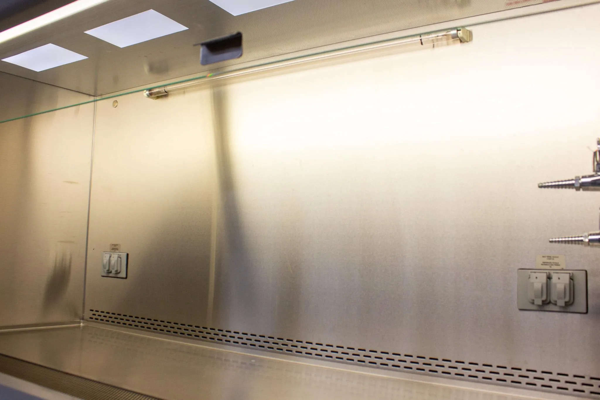 NuAire NU-425-500 Biosafety Cabinet Class II Type A2 5ft Energy Efficient