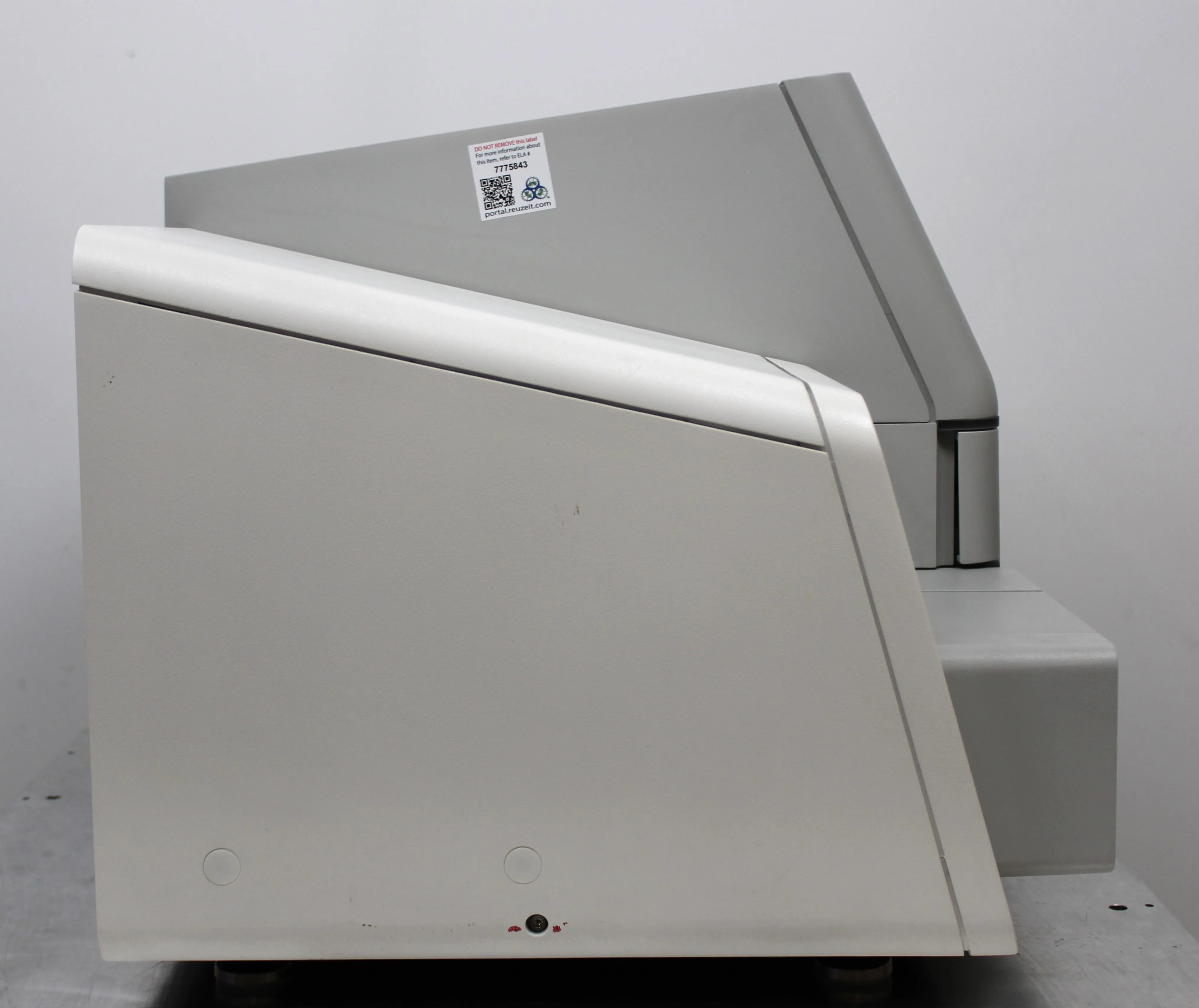 Illumina MiSeq FGx DNA Sequencer