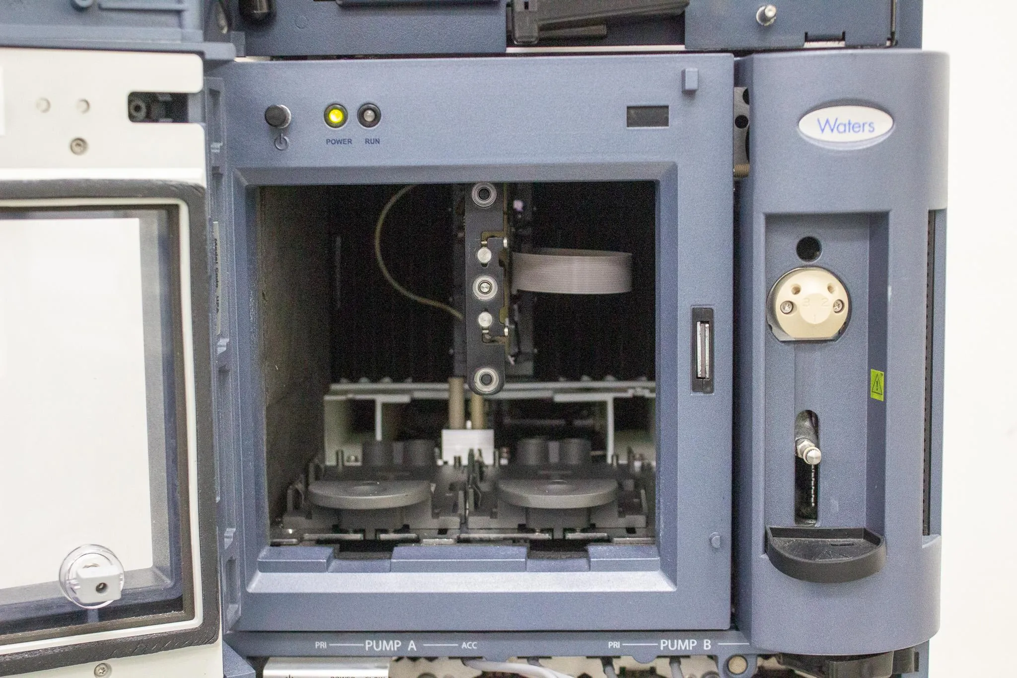 Waters Acquity UPLC System with FLR Detector