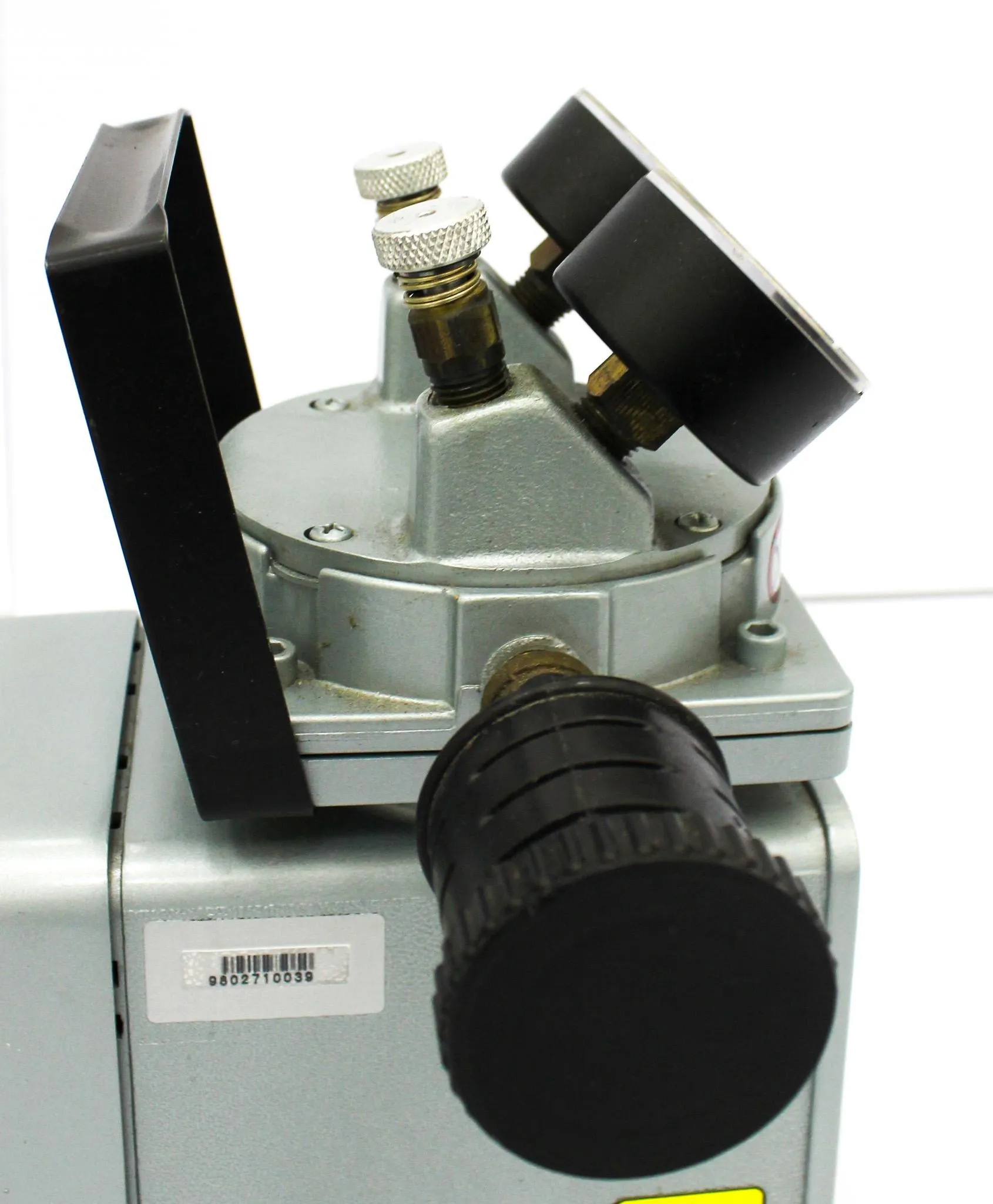 Gast Oil-less Vacuum Pump D0A-P104-AA Laboratory Equipment