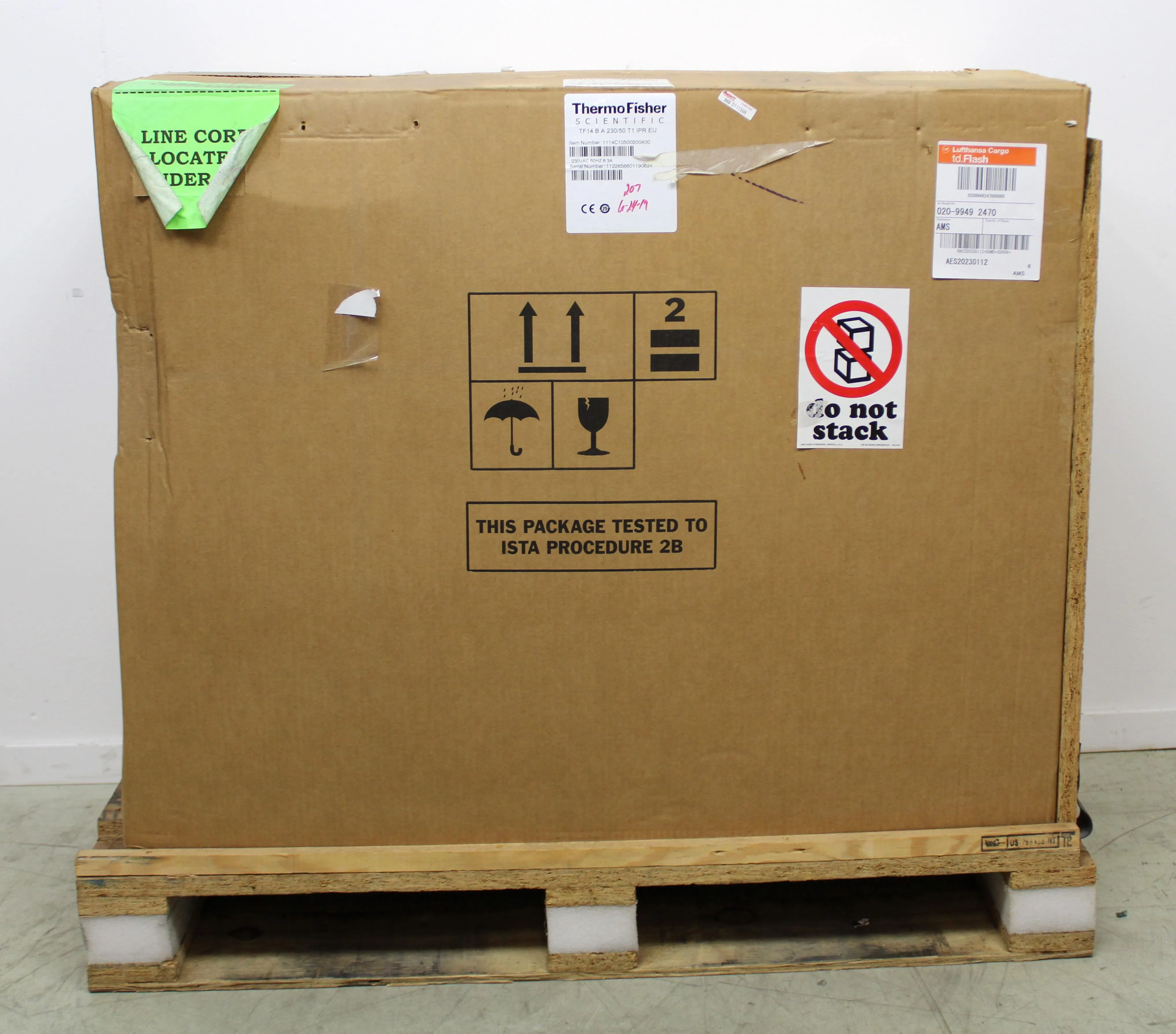 Thermo Scientific ThermoFlex 1400 Recirculating Chiller TF1400