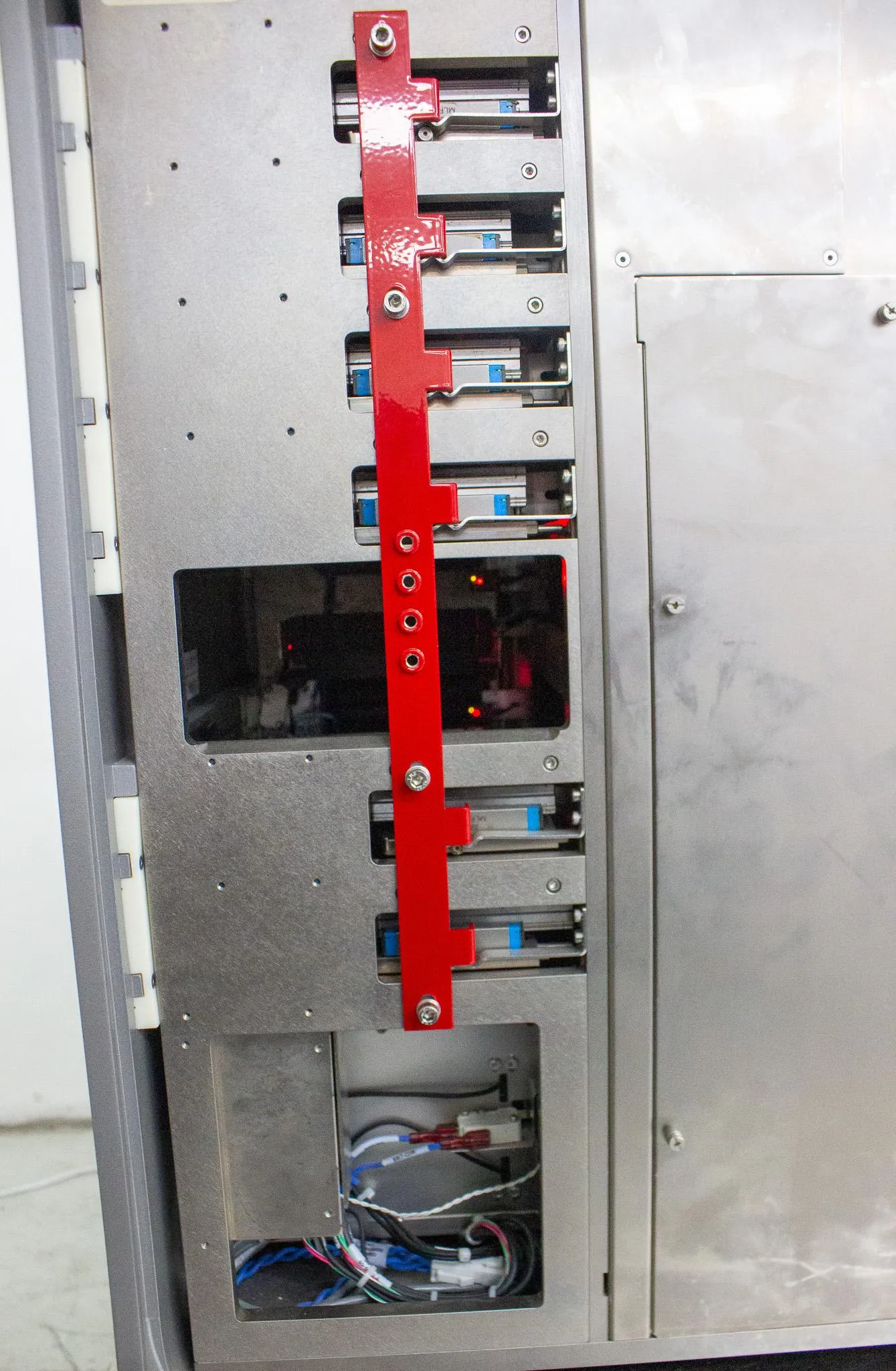 Affymetrix GeneTitan Instrument P/N 00-0356