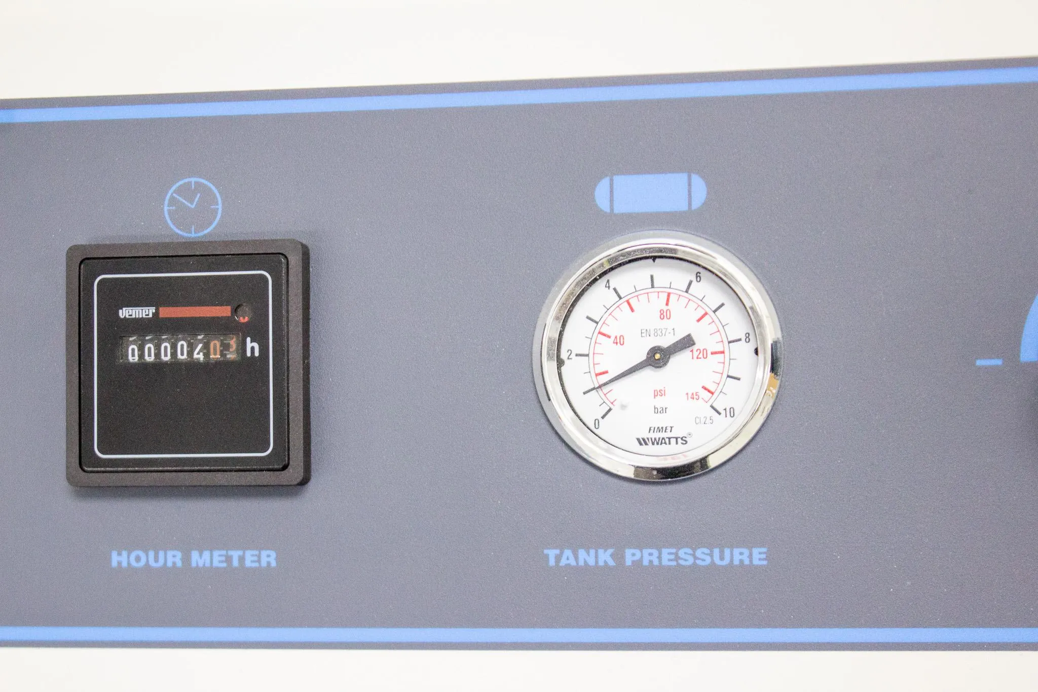 Werther International Oil-less Air Compressor 2/40/379D with Silencing Cabinet