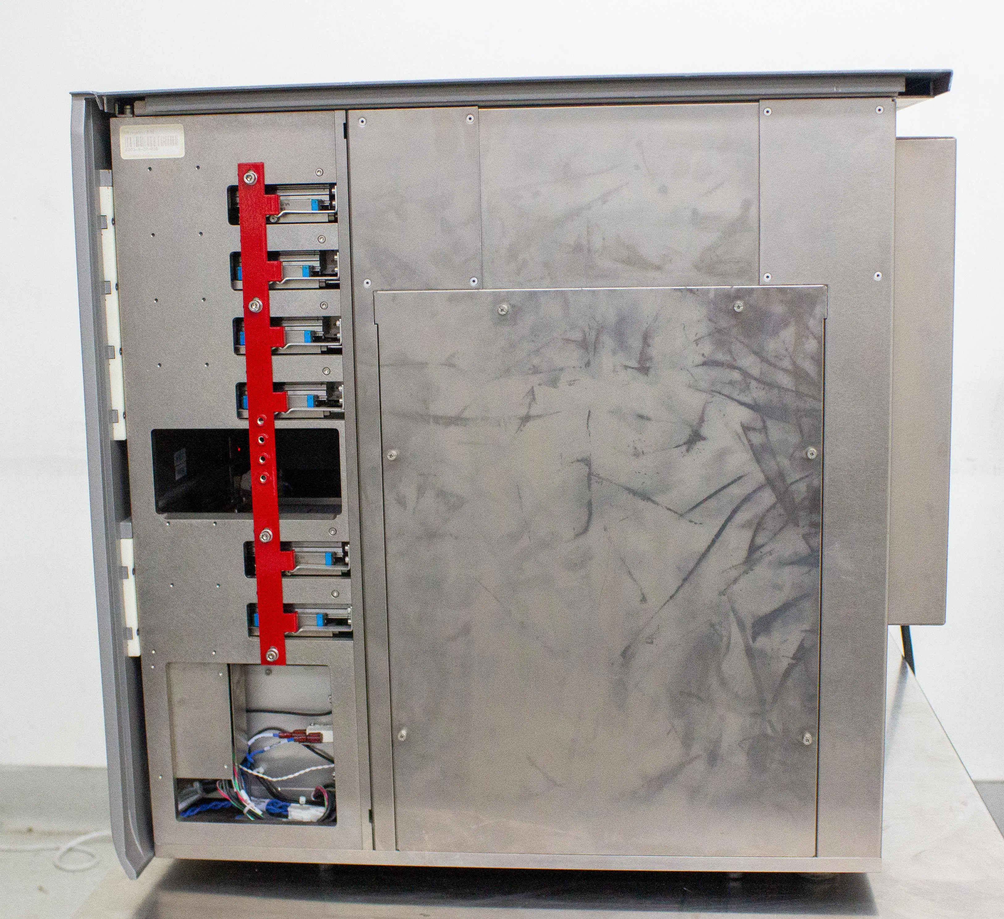 Affymetrix GeneTitan Instrument P/N 00-0356