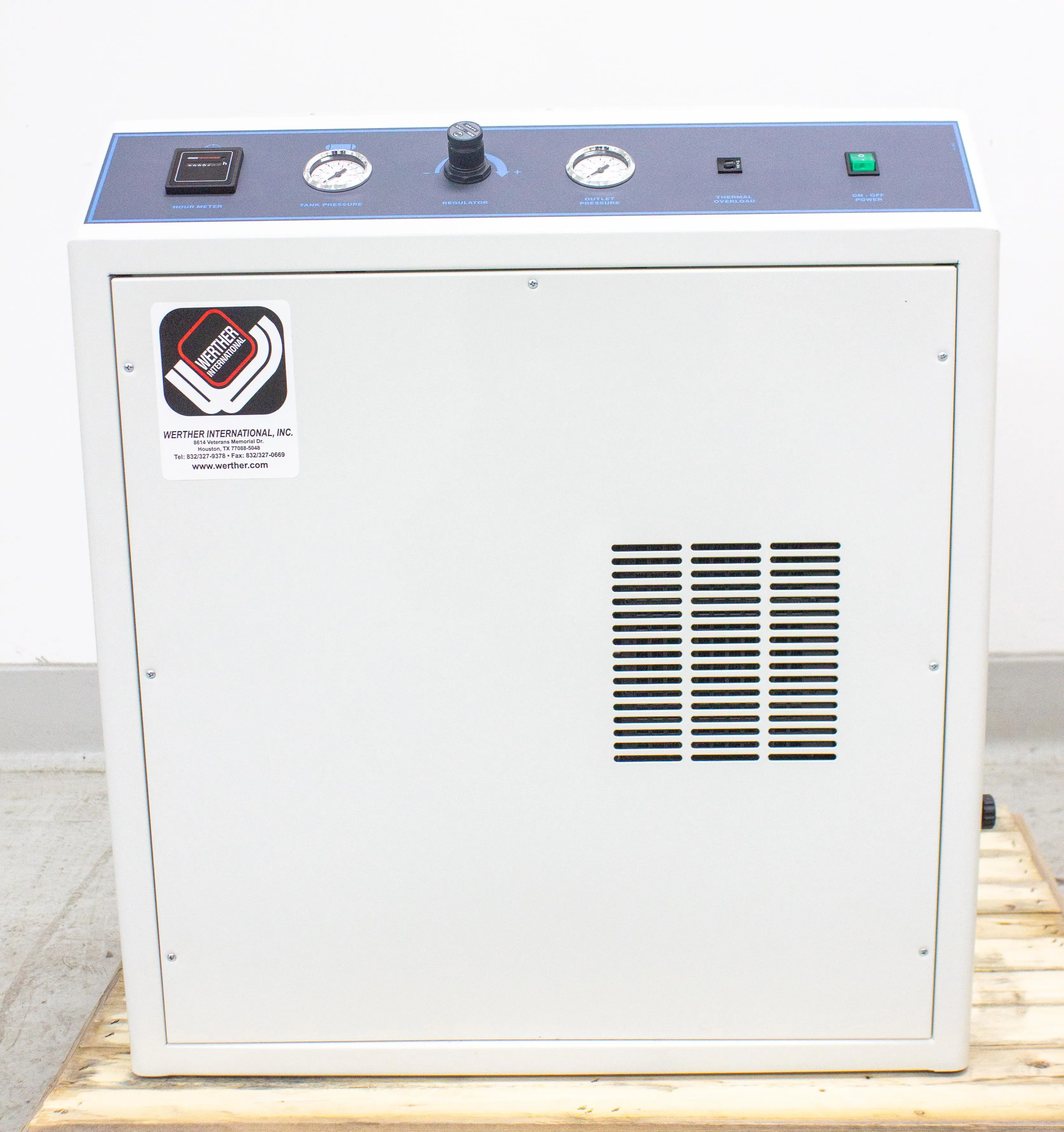 Werther International Oil-less Air Compressor 2/40/379D with Silencing Cabinet
